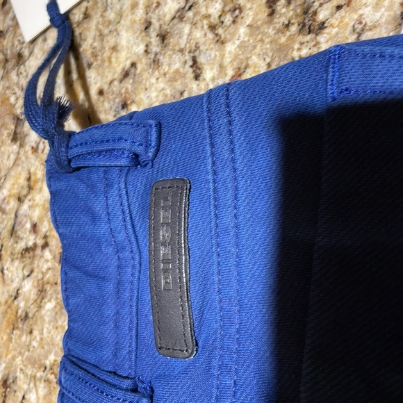 Never worn disel jeans - Picture 6 of 6